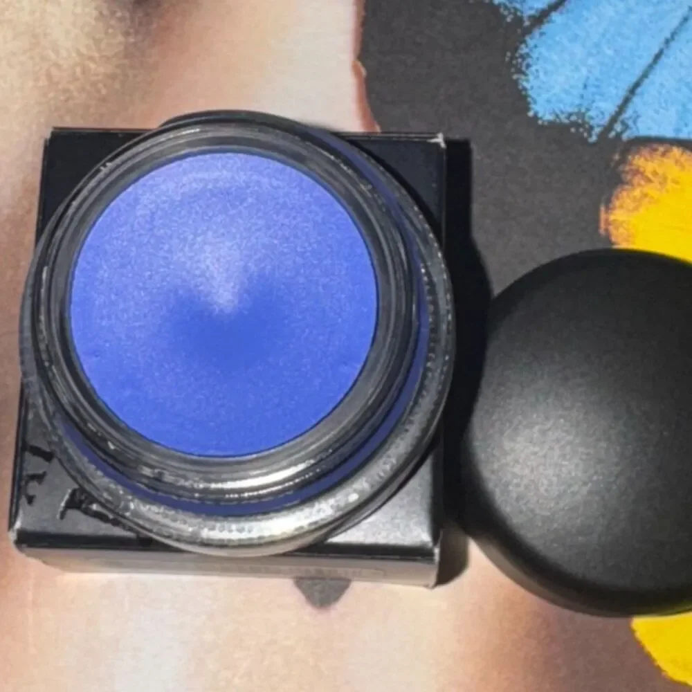 MAC ELECTRO SKY PAINT POT~LIMITED EDITION~ALEXANDER MCQUEEN